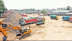 হিলি স্থলবন্দর দিয়ে আবারও পাথর আমদানি শুরু