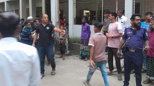 ভাতিজার বিরুদ্ধে মেয়ের ধর্ষণের অভিযোগ, ভাইয়ের দায়ের কোপে খুন আপন ভাই 