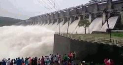 ফারাক্কা বাধেঁর সব গেইট খুলে দিতে শুভেন্দুকে ফোন বিহারের মুখ্যমন্ত্রীর
