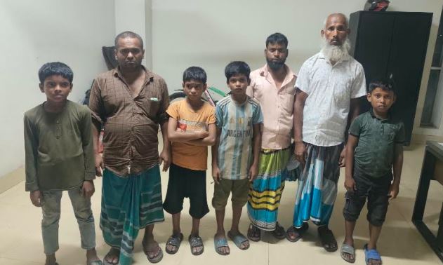 মুন্সীগঞ্জে পুলিশের মানবিক তৎপরতায় হারিয়ে যাওয়া ৪ শিশু উদ্ধার