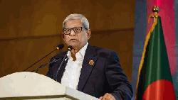কৃষিতে রাসায়নিক সার-কীটনাশকের ব্যবহার নিয়ন্ত্রণে সচেতন হতে হবে: রাষ্ট্রপতি