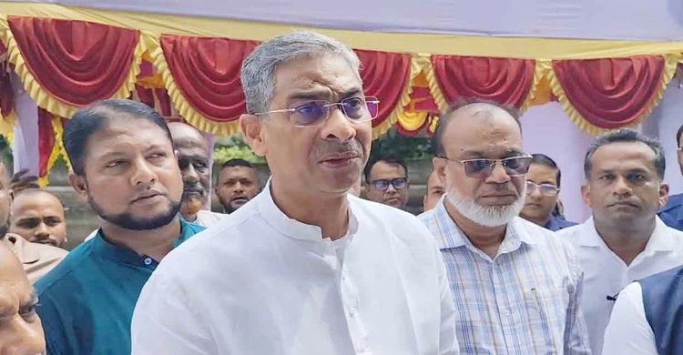 খাল পুনঃখনন ও মাছ অবমুক্তকরণে গ্রামীণ অর্থনীতি চাঙ্গা হবে: এ্যানি খাল পুনঃখনন ও মাছ অবমুক্তকরণে গ্রামীণ অর্থনীতি চাঙ্গা হবে: এ্যানি
