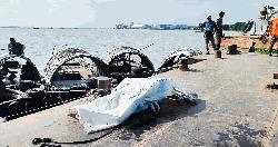 মেঘনায় ট্রলারডুবি: নিখোঁজ পরিবারের তিন ভাই-বোনের মরদেহ উদ্ধার