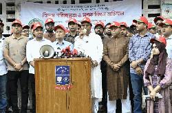 ঢাবিতে ২০০ ডাস্টবিন স্থাপন, ৭৫ ওয়ার্ডে পরিচ্ছন্নতা অভিযান