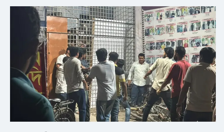 রাবিতে ছাত্রদলের হামলায় গুরুতর আহত ৪ সাংবাদিক