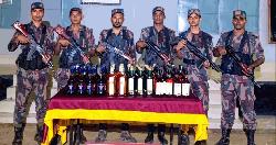 নালিতাবাড়ী সীমান্তে বিপুল পরিমাণ ভারতীয় মদ জব্দ