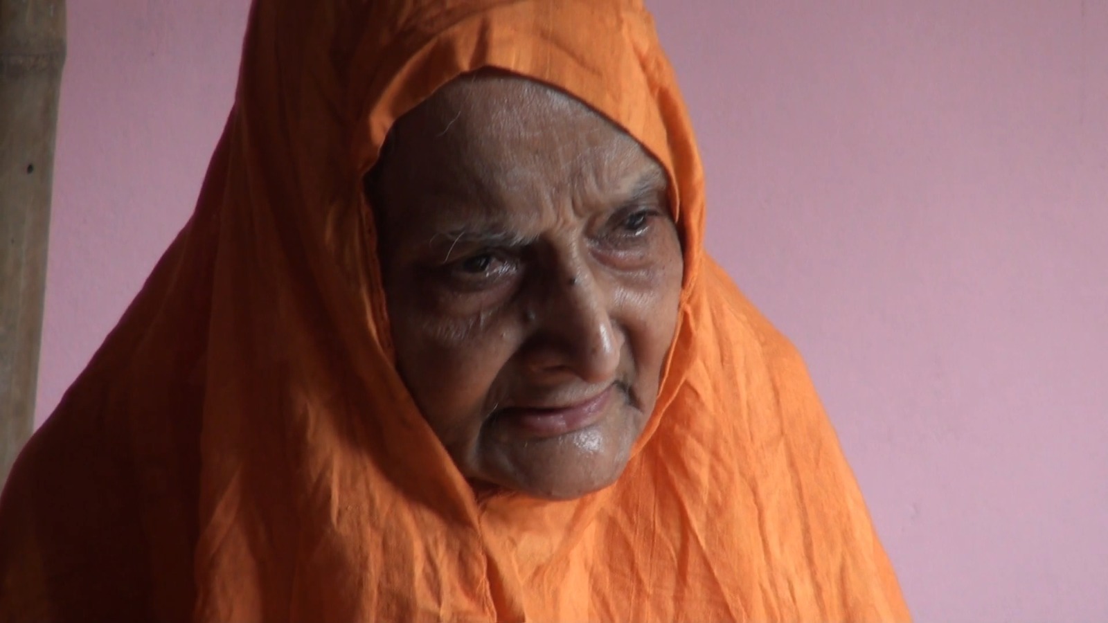 বুয়েট কর্মকর্তার বিরুদ্ধে শতবর্ষী মায়ের মামলা, সম্পত্তি আত্মসাতের অভিযোগ