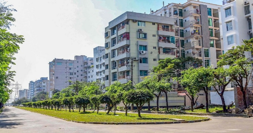 বসুন্ধরায় আবাসন বাড়ছে, বাড়ছে গাড়ি; বাড়েনি ফিলিং স্টেশন ‎