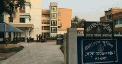 ফুটবল খেলাকে কেন্দ্র করে সংঘর্ষ, আহত অর্ধশতাধিক