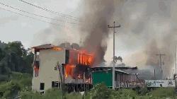 কক্সবাজারে রিসোর্টে আগুন