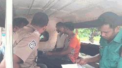 রংপুরে ইয়াবাসহ দুই পুলিশ সদস্য আটক, কারাগারে প্রেরণ