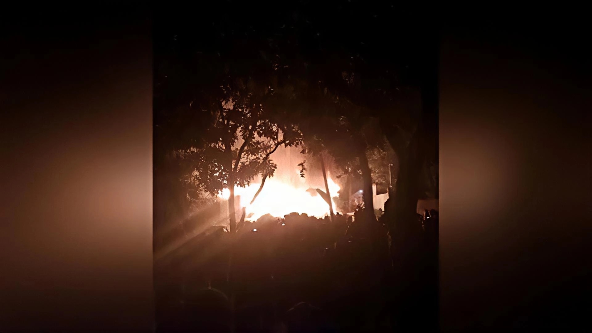 কোনাবাড়ীতে আগুনে ছাই ঝুটের গোডাউন